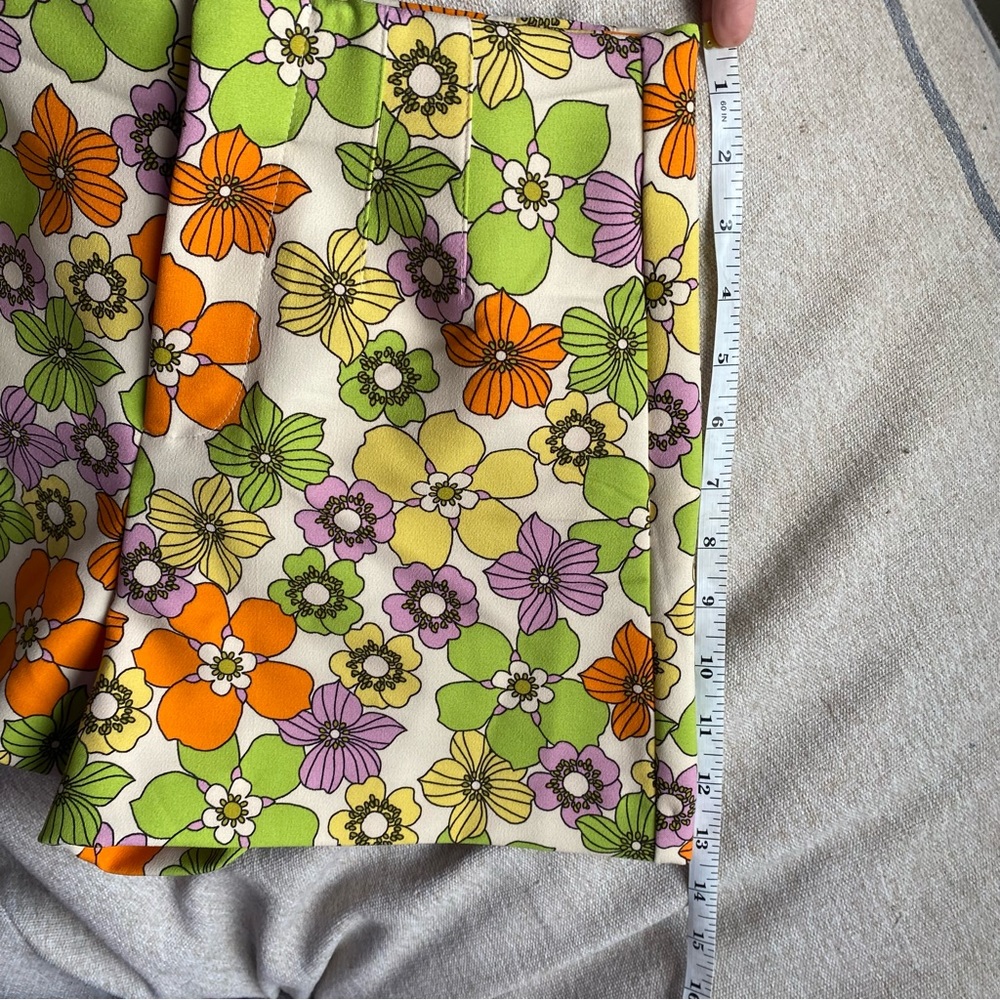 ZARA Flower Power High Waisted Shorts - Picture 8 of 12